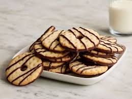 Benton’s Fudge Striped Shortbread Cookies – 13 oz